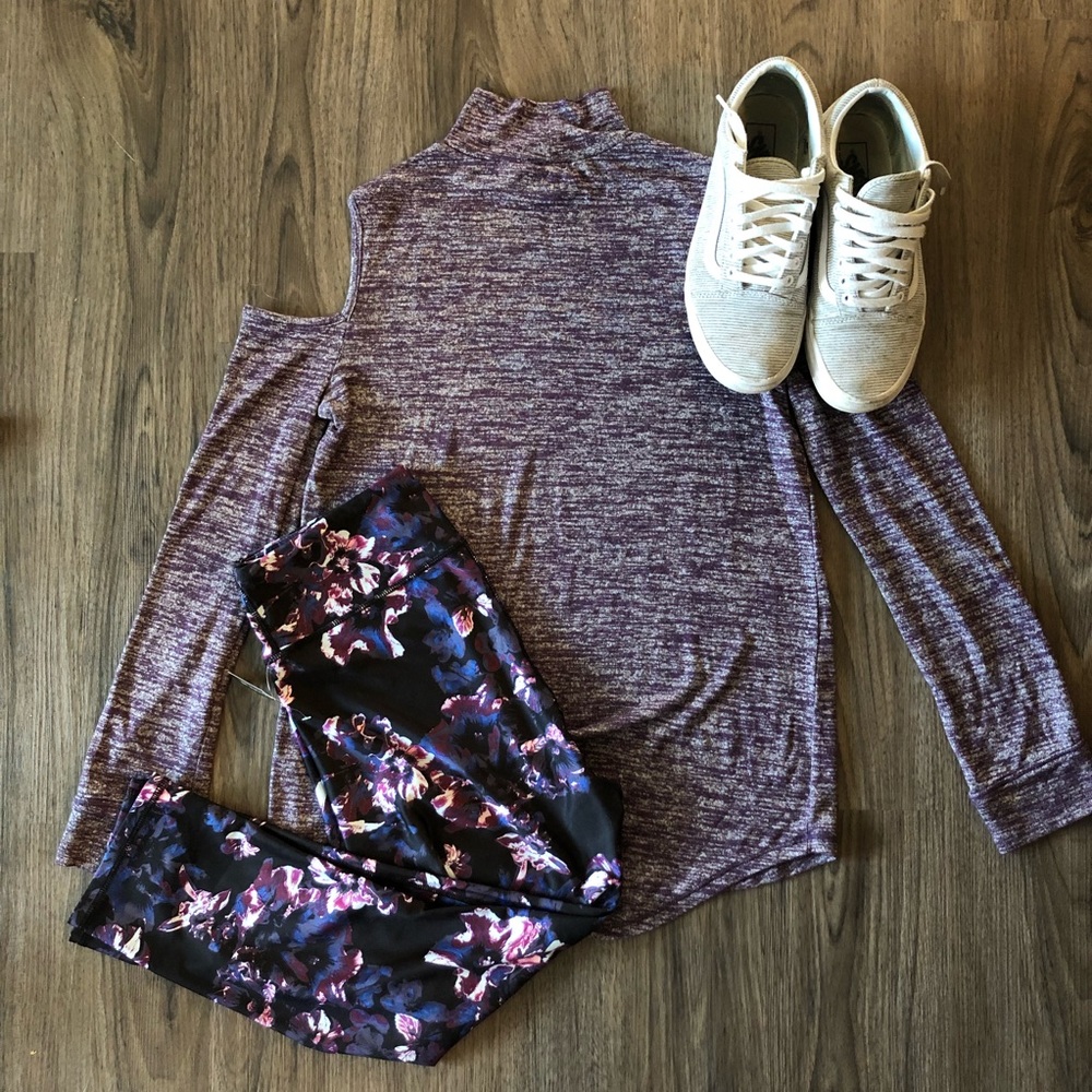 Adore Me | Cropped Leggings